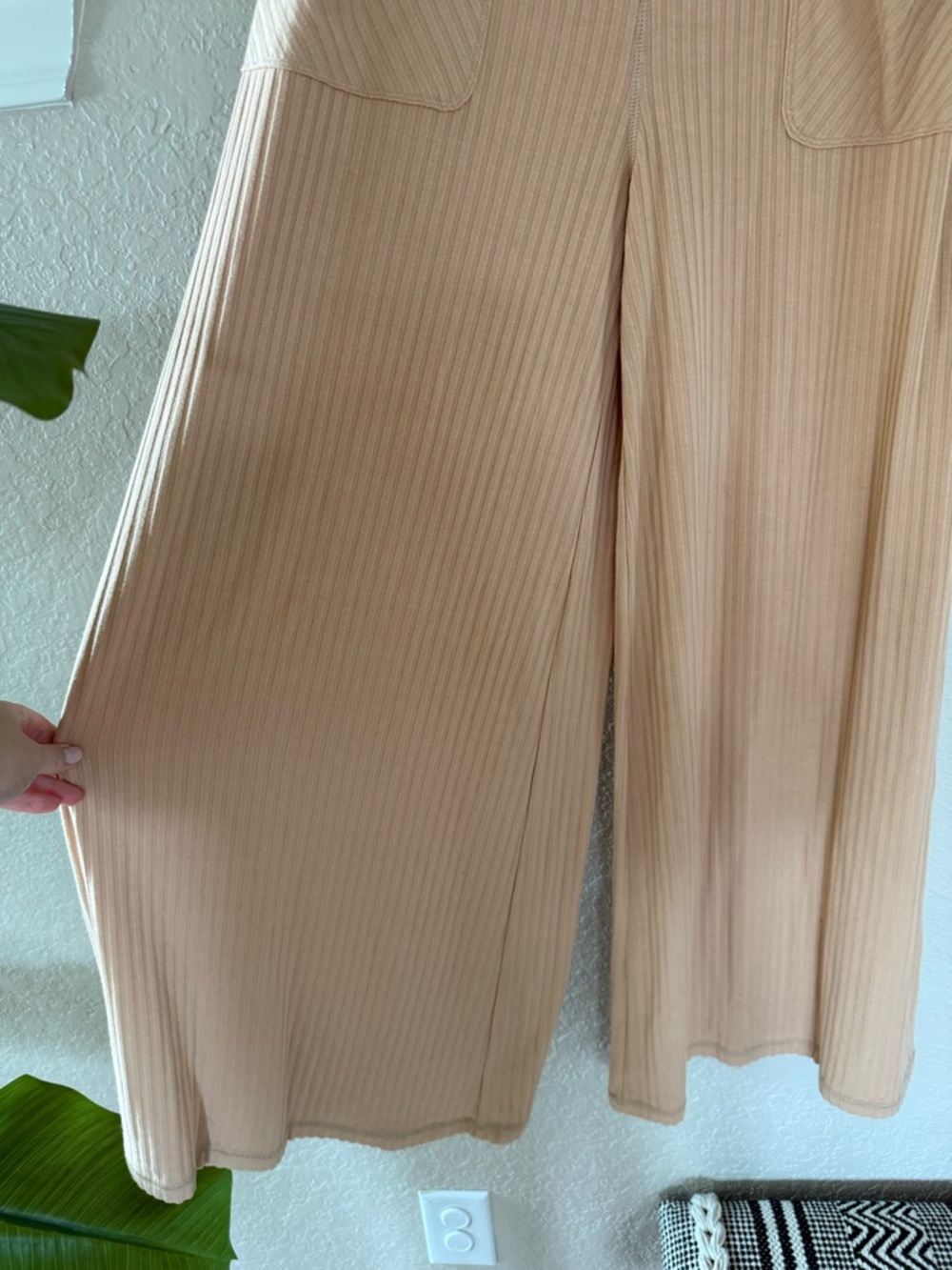 NWT free people Wide-Leg Pull-On Pants with Pockets - Tan - Picture 2 of 5